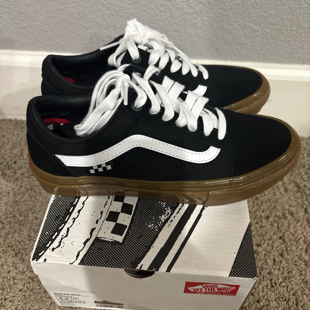 Vans gum bottom sneaker
